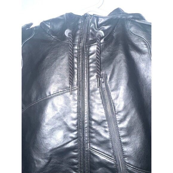 Volcom Scout Black Faux Leather Jacket M/M With Multicolor Lining & Zipper Pocke - Picture 2 of 10